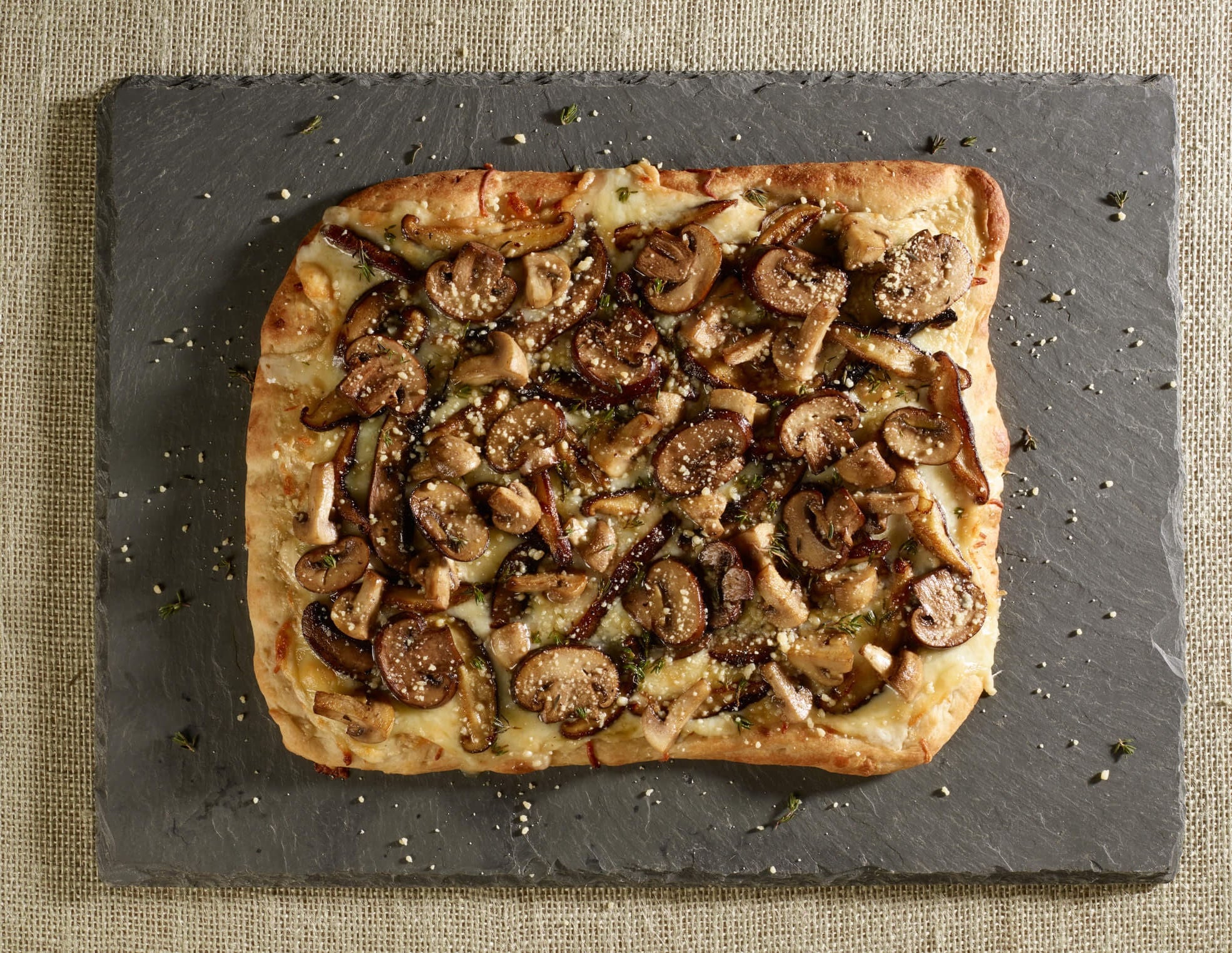 Flatbread pizza with mushrooms.