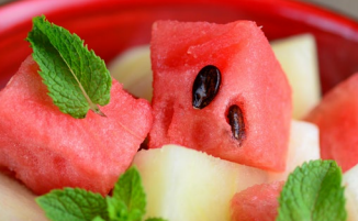 Melon with mint and fresh lime