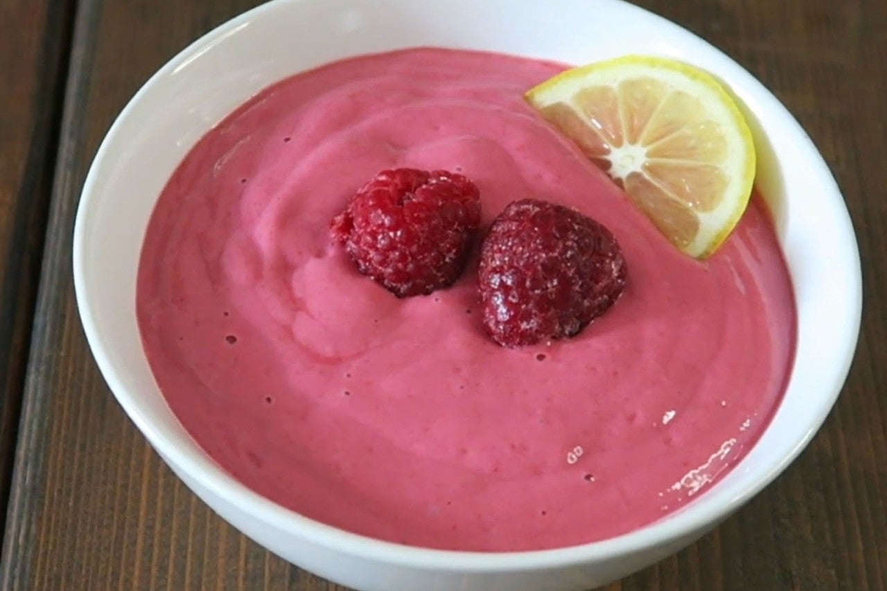 Lemon raspberry frozen yogurt