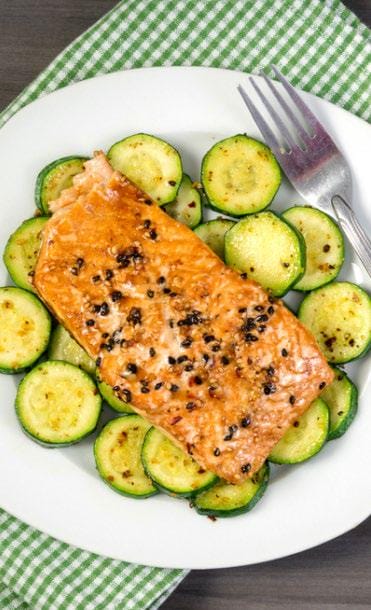 Brazilian salmon with quinoa and zucchini