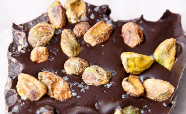 Dark chocolate pistachio bark