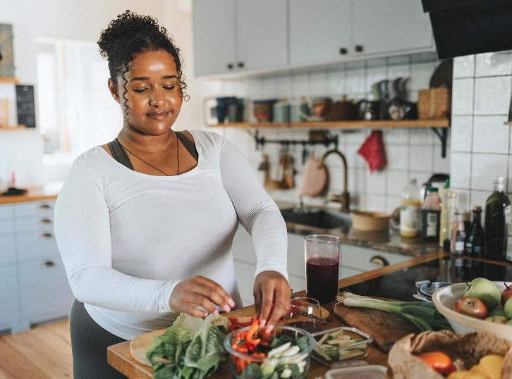 Woman preparing food in the kitchen