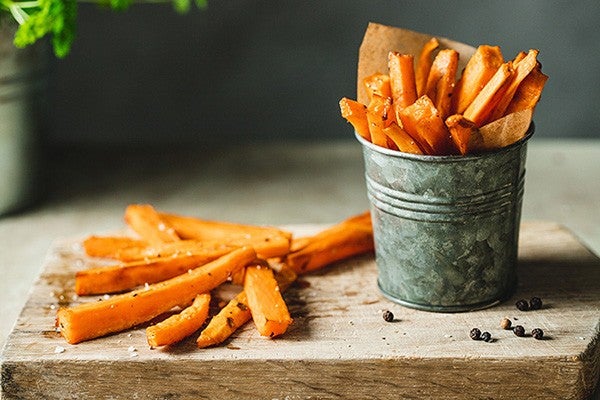 Healthy air fried sweet potato fries